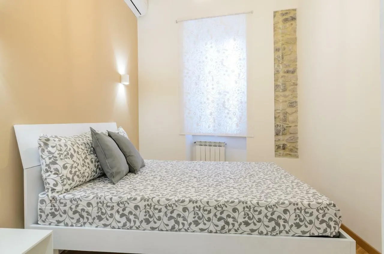 Sweet Taormina Apartment 0*,